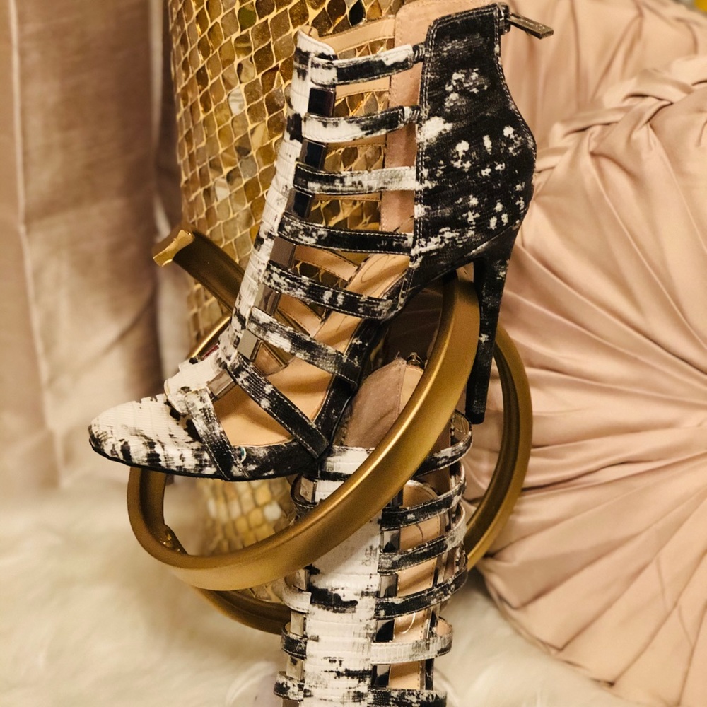 Jessica Simpson Riahn Open Toe Classic Pumps